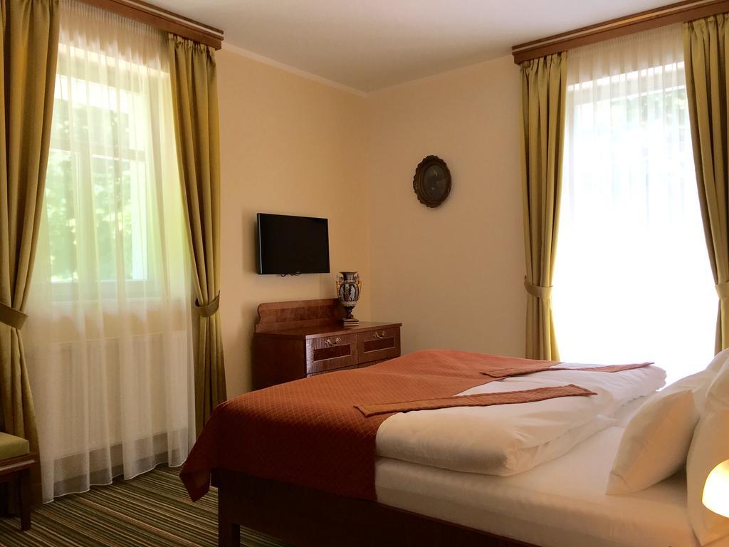 Parkhotel Forest Marianske Lazne Ngoại thất bức ảnh